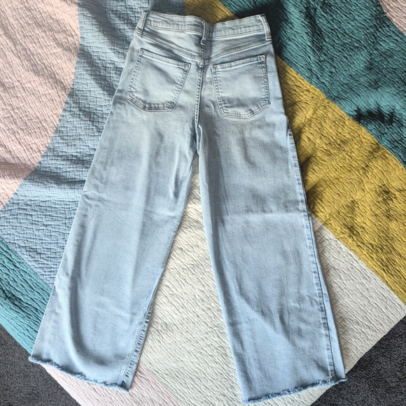 Banana Republic Light Wash Petite Wide-Leg Jeans - Picture 3 of 5